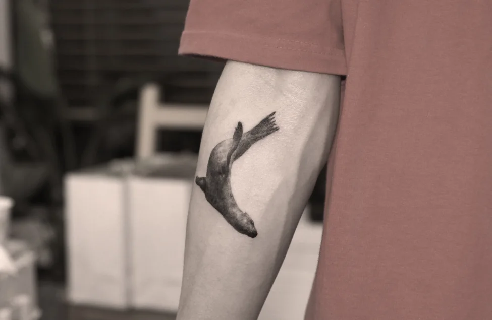 Bird Portrait Arm 대표 이미지
