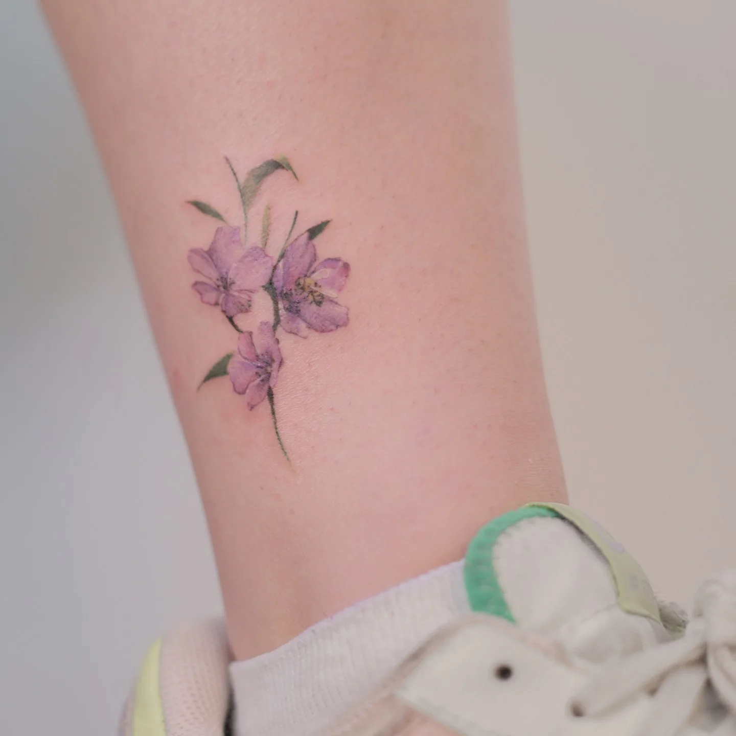 Small Blue Flowers 대표 이미지