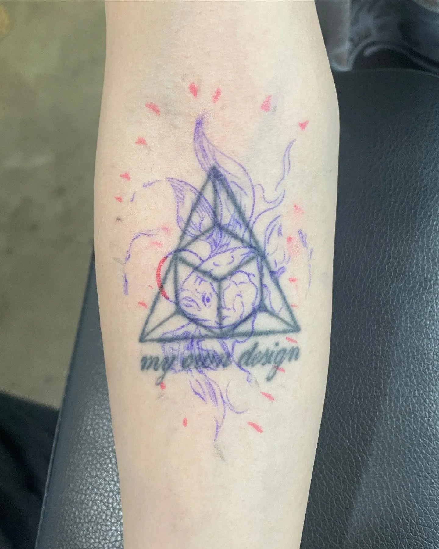 Triangle Sigil 대표 이미지